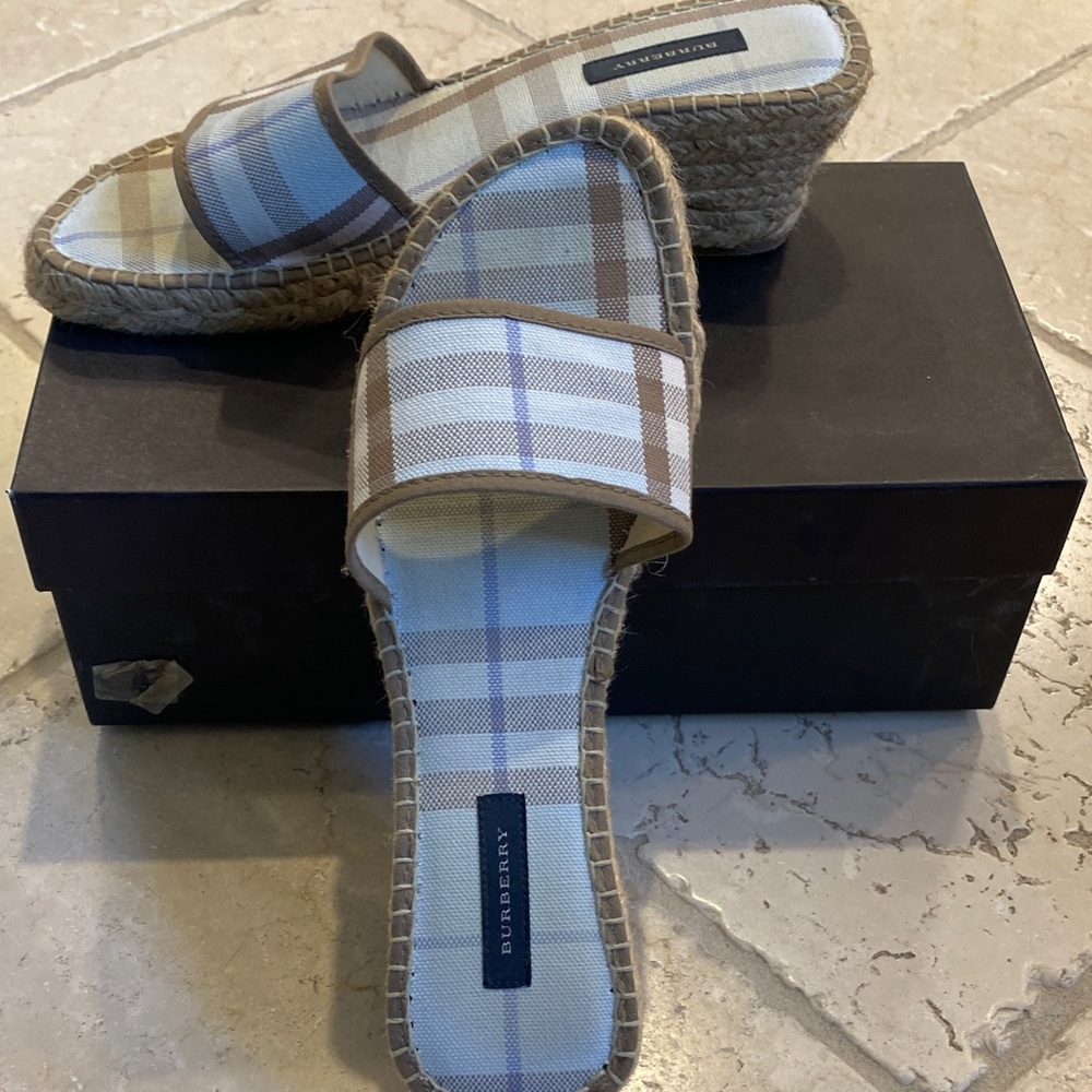 Burberry Checkered Slide Sandals in Cream, Light Blue and Khaki - Picture 4 of 11